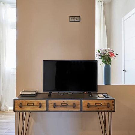 Bebarceloner Sants Apartments - 2 Bedrooms エクステリア 写真