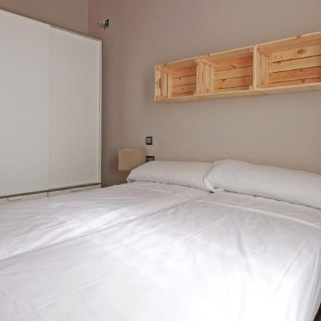 Bebarceloner Sants Apartments - 2 Bedrooms エクステリア 写真