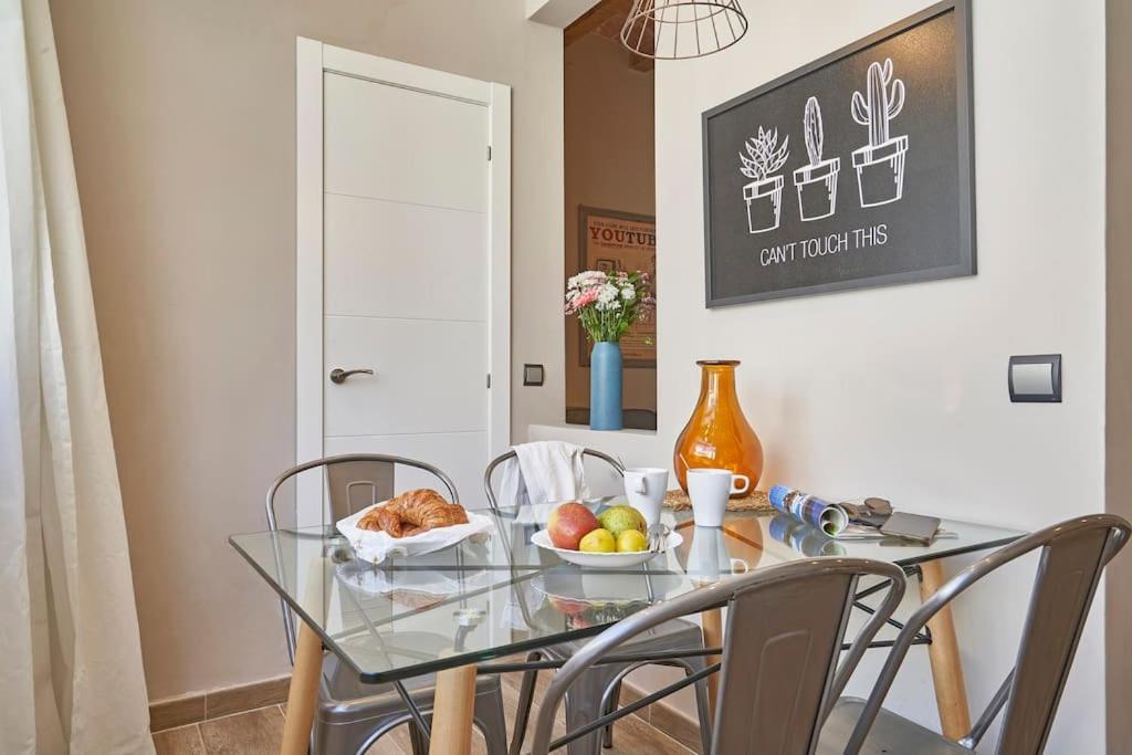 Bebarceloner Sants Apartments - 2 Bedrooms エクステリア 写真