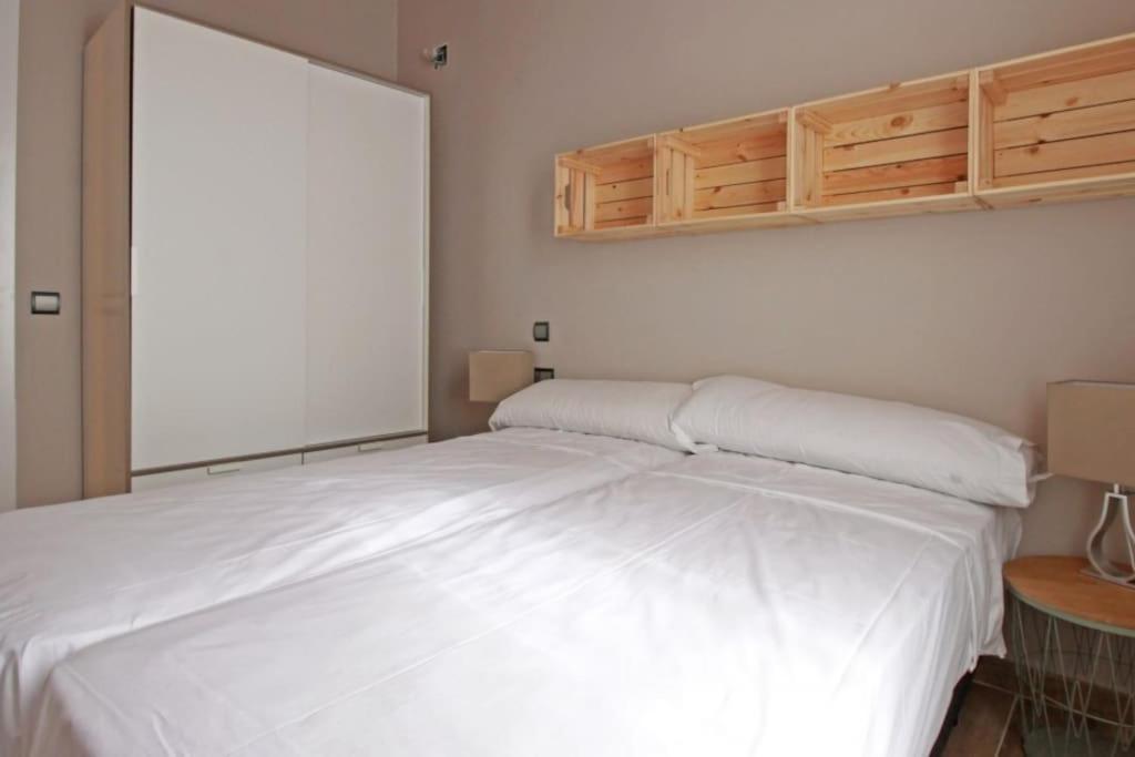 Bebarceloner Sants Apartments - 2 Bedrooms エクステリア 写真